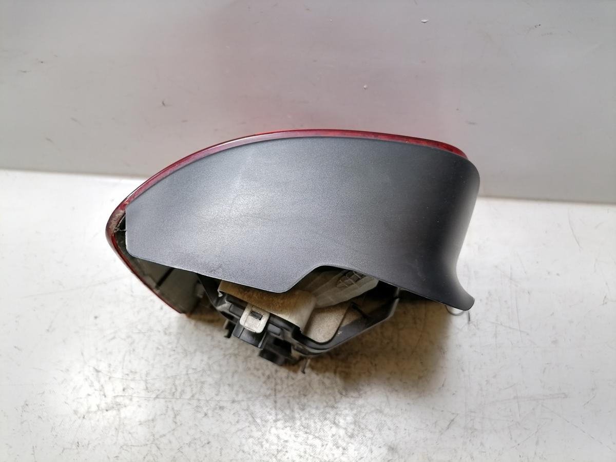 VW Touran 1T original R&uuml;cklicht R&uuml;ckleuchte Schlussleuchte rechts Bj.2006